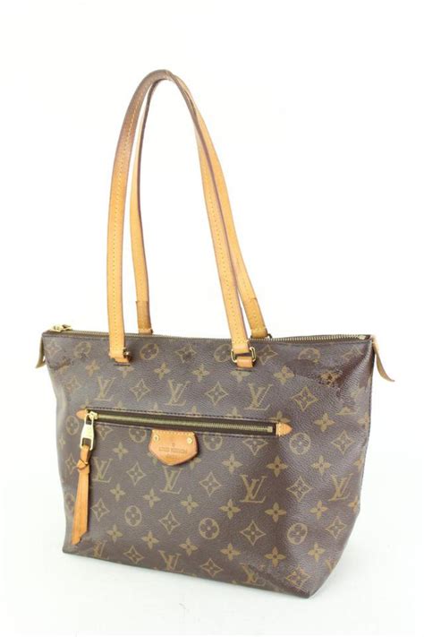 louis vuitton iena pm discontinued